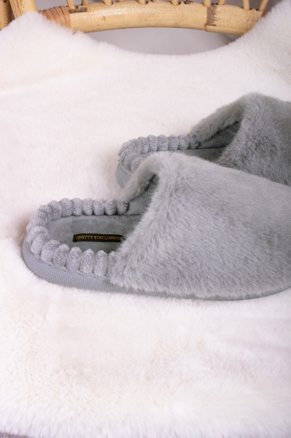 Harley Slippers in Grey: M Grey / UK 5-6 / EU 38-39 / US 7-8