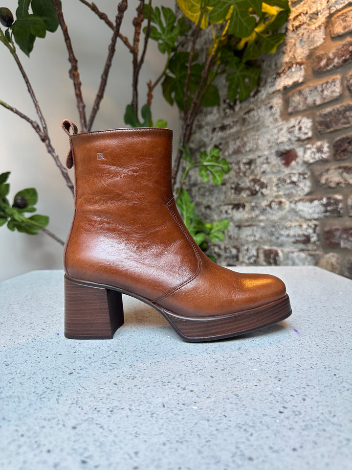 Dorking Cristel Alias Lisbano Boot