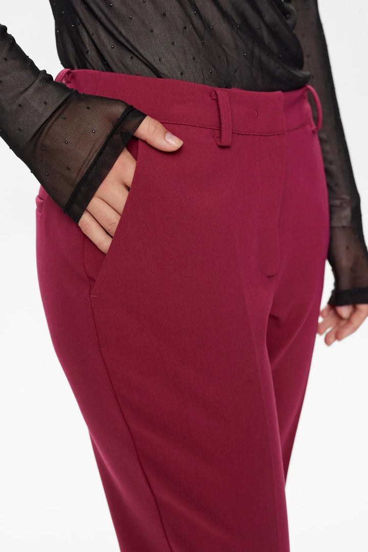 Numph Nuronja Kendall Beet Red Pant