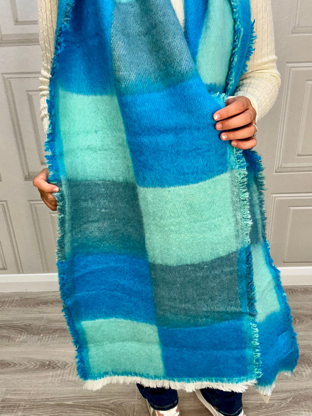 Frnch Winnie Blue/Turquoise Scarf