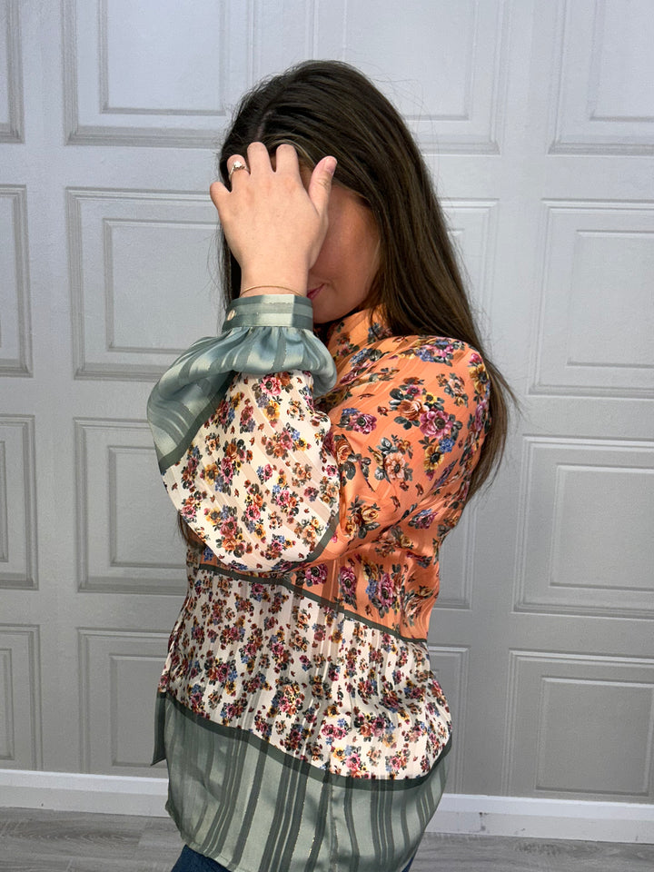 Guess Danielle Little Flora Garden Blouse