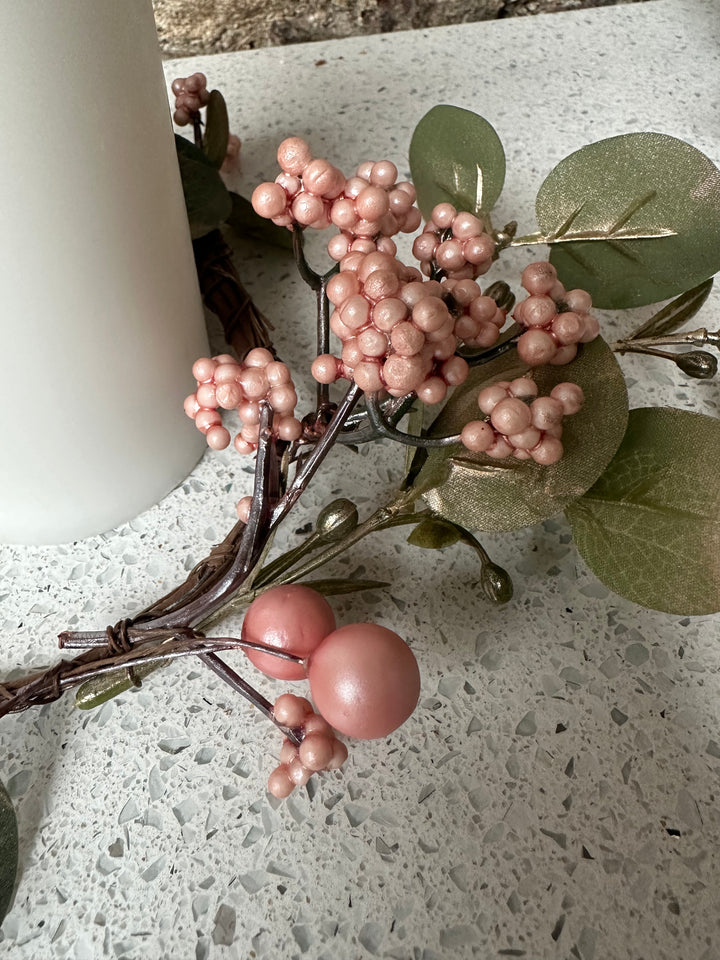 Christmas Blush Berry Candle Ring