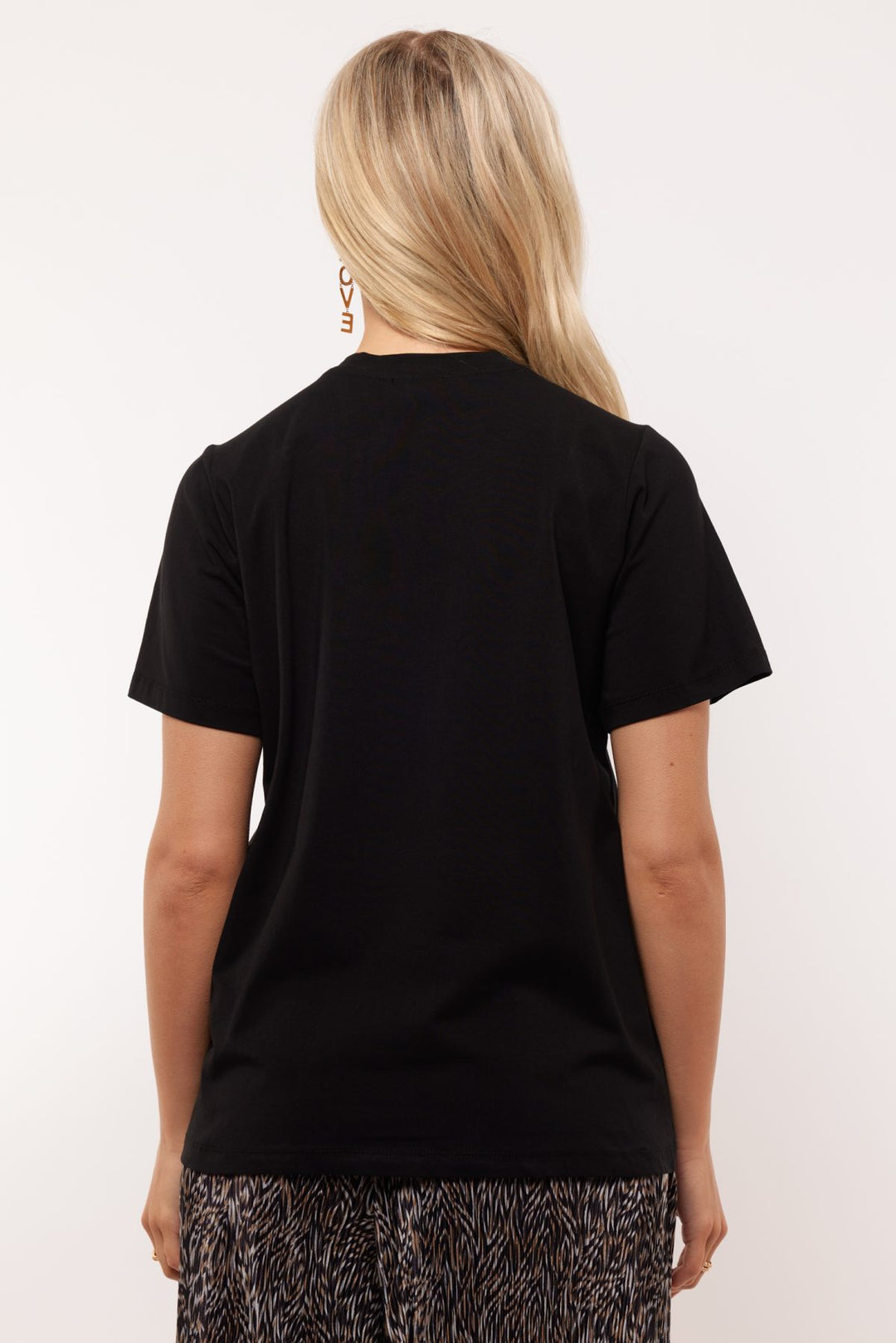 Fluresk Gabi Zwart Black Fringe Tee