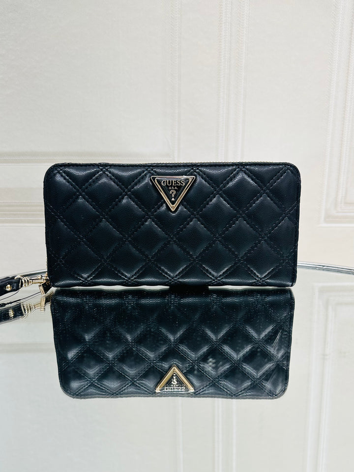 Guess Giully Black Quilted Zip Purse