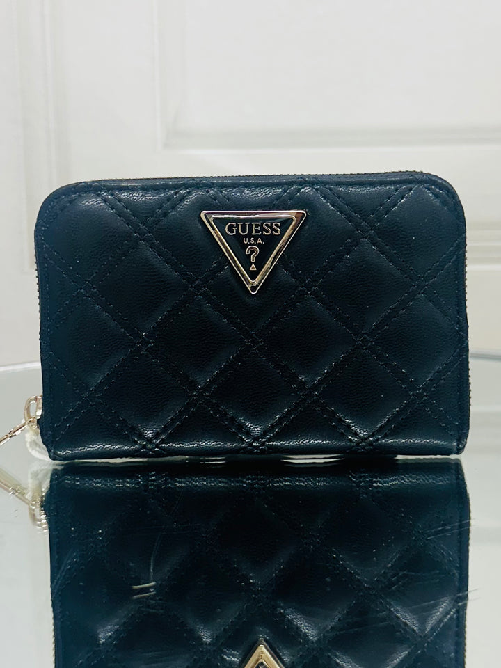 Guess Giully Black Quilted Medium Zip Purse