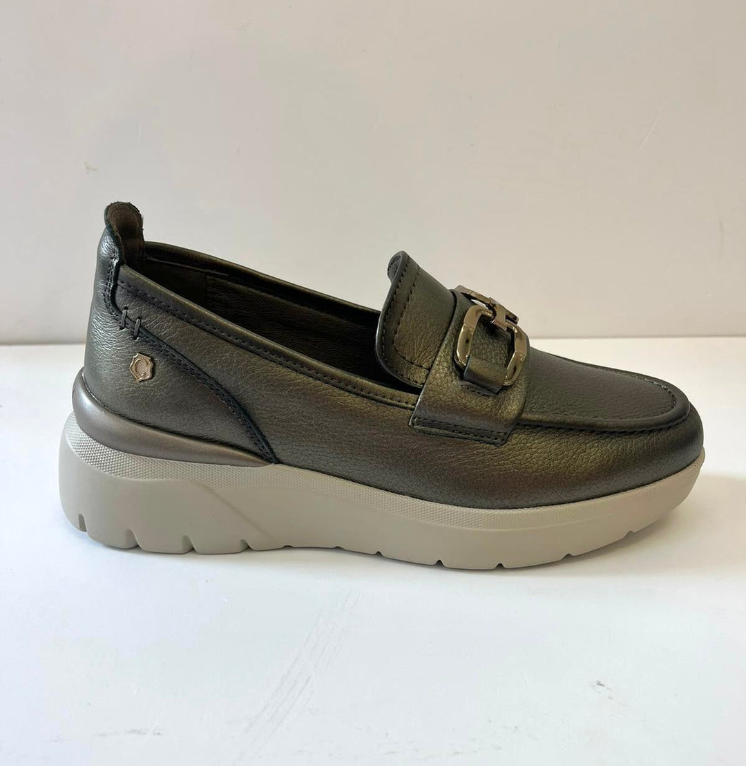 Carmela Z.Piel Plomo Pewter Loafer (161837)