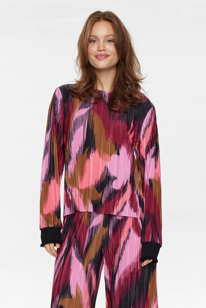 Numph Nuleavy Blouse Beet Red