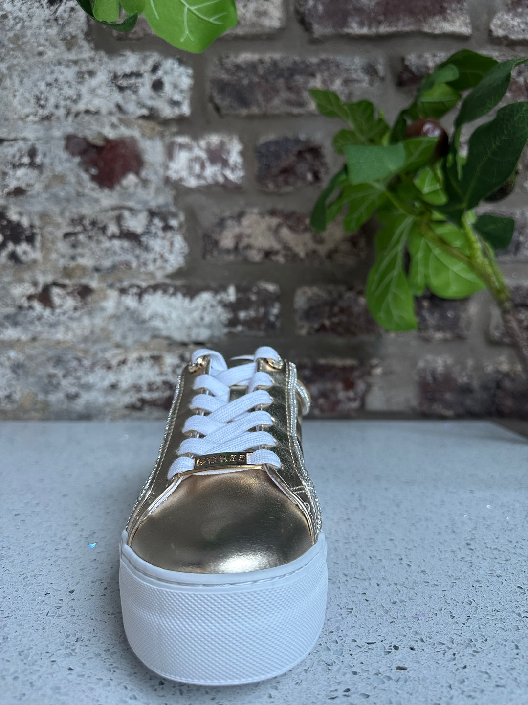 Guess Gratea Gold Crystal Pipe Sneaker