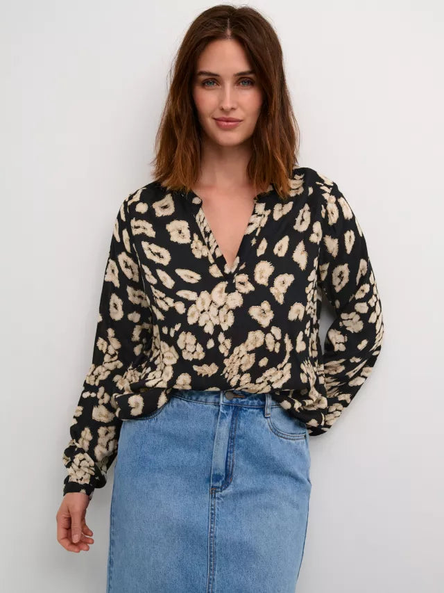 Kaffe Kabeathe Black/Sand Leo Print Blouse