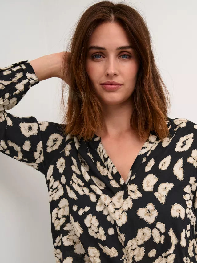 Kaffe Kabeathe Black/Sand Leo Print Blouse