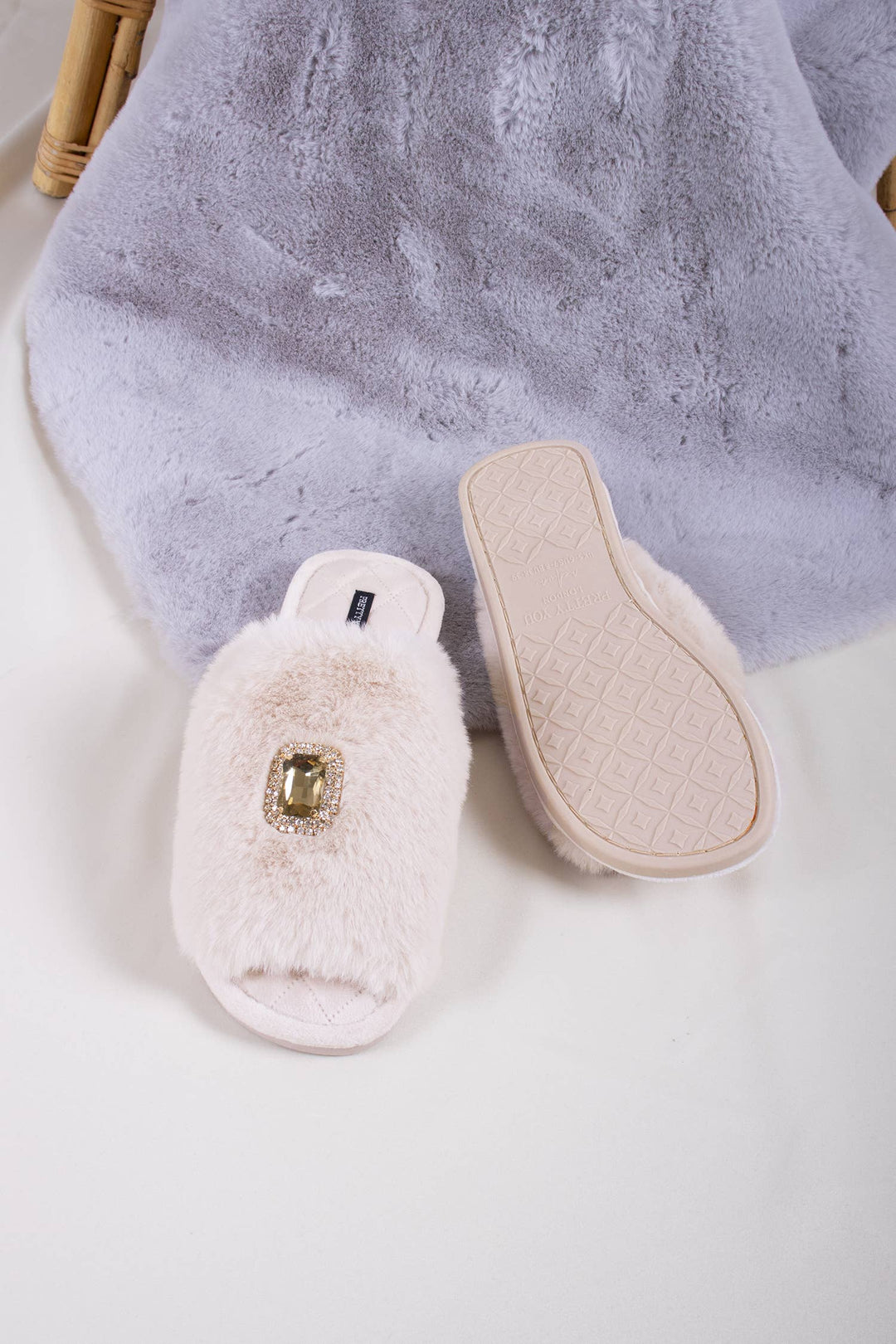 Fifi Fluffy Jewelled Slipper in Powder Puff: Powder Puff / S = UK 3-4 / EU 36-37 / US 5-6