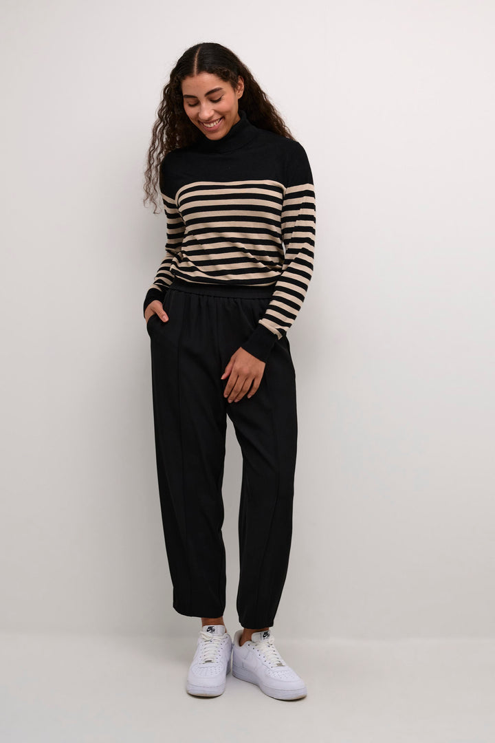 Kaffe Kasigna Black Oyster Cropped Trouser