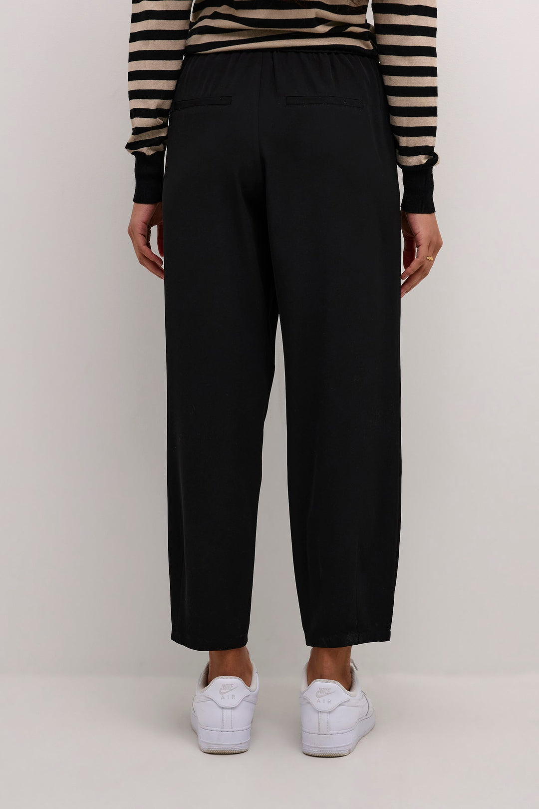 Kaffe Kasigna Black Oyster Cropped Trouser